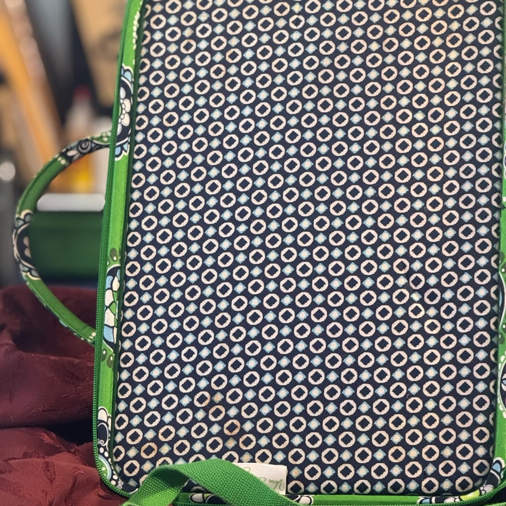 Vera Bradley Laptop Bag Cupcake Green Retired Cottagecore Polka Dots Mandela - Picture 7 of 16